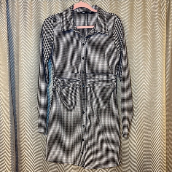 Zara Houndstooth Mini Dress Jacket Womens Size Medium Polyester Button Length 34 - Picture 2 of 8